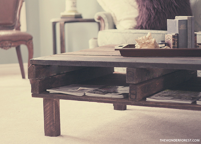 Diy Rustic Pallet Coffee Table Wonder, How To Make A Side Table Out Of Pallets