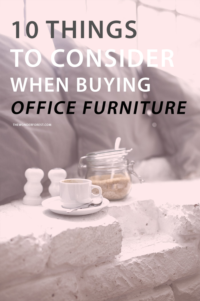 If you’re going to make the most of your home office without breaking your bank, here are the ten things you should keep in mind before you loosen those purse strings.