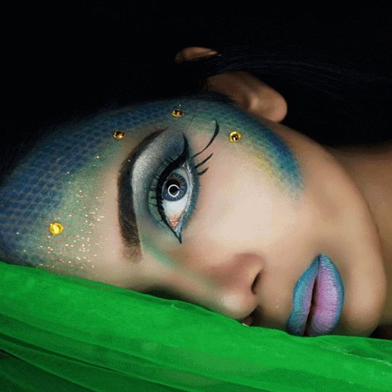 Stunning Mermaid Makeup