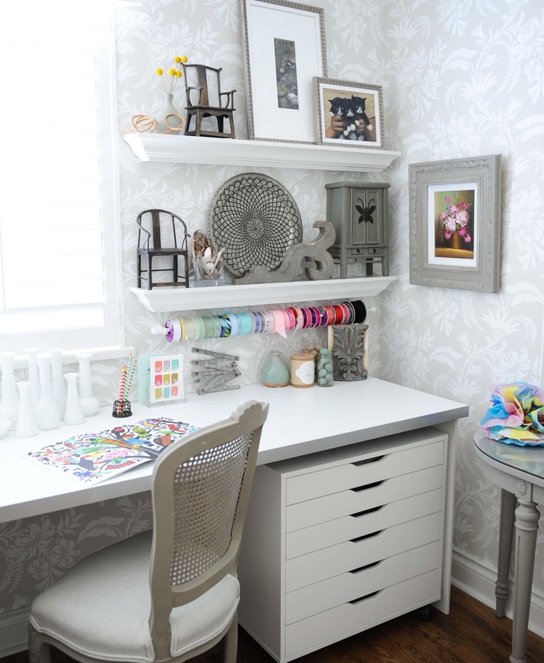 Neutral Inspiring Craft Room