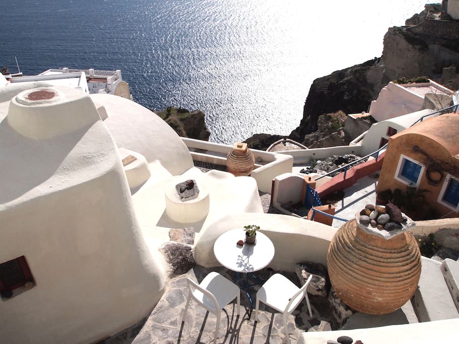 Unique Architecture Airbnb in Greece