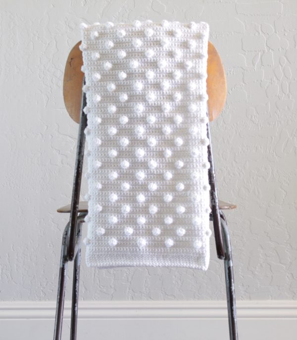 Polka Dot Crochet Blanket Tutorial