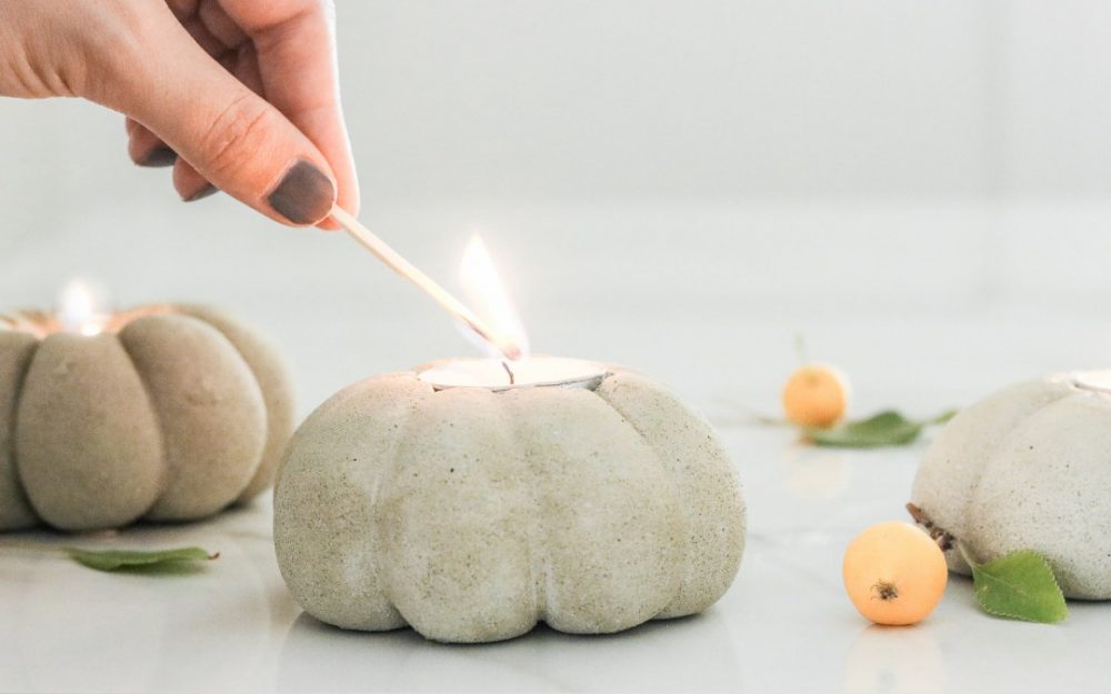DIY Concrete Pumpkin Candles