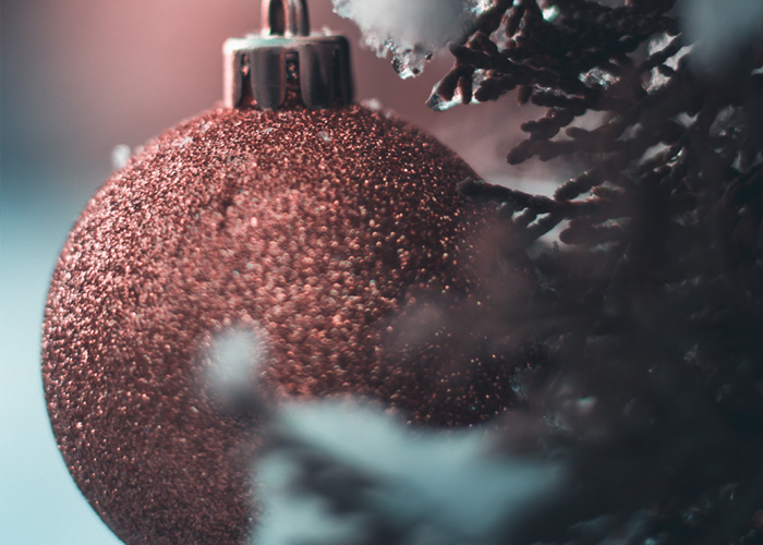 6 Ways to Build Your Holiday Spirit