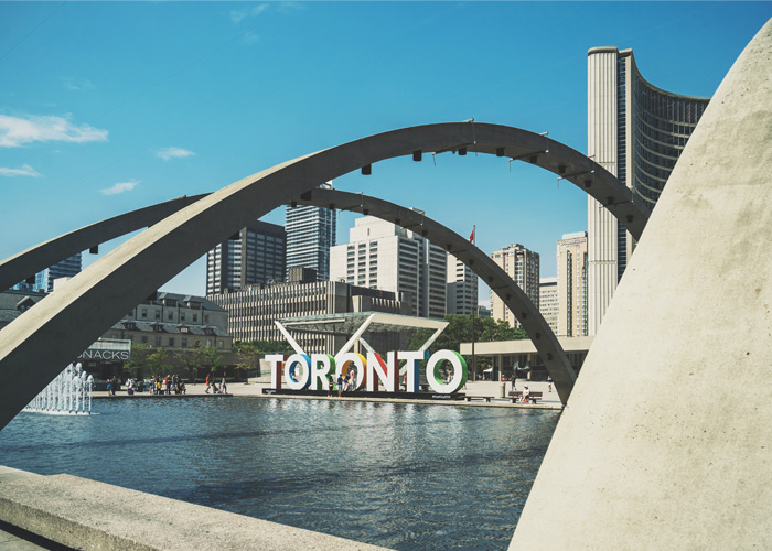 The Ultimate Guide to Visiting Toronto, Canada