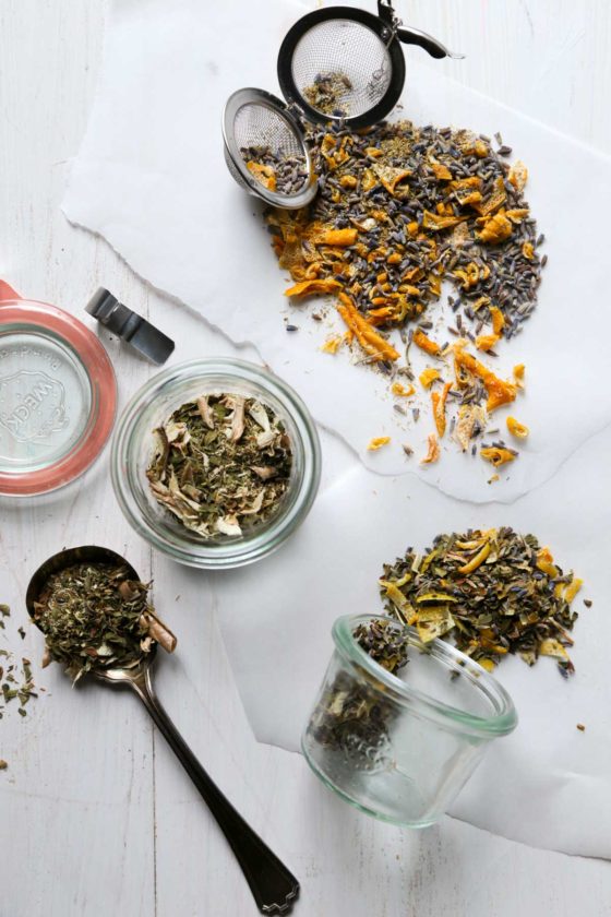 5 DIY Tea Blends