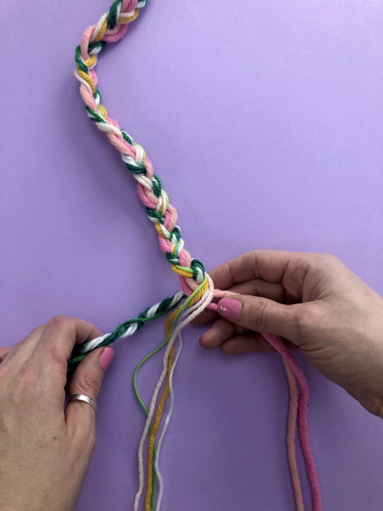 Spring Pom Pom Garland DIY