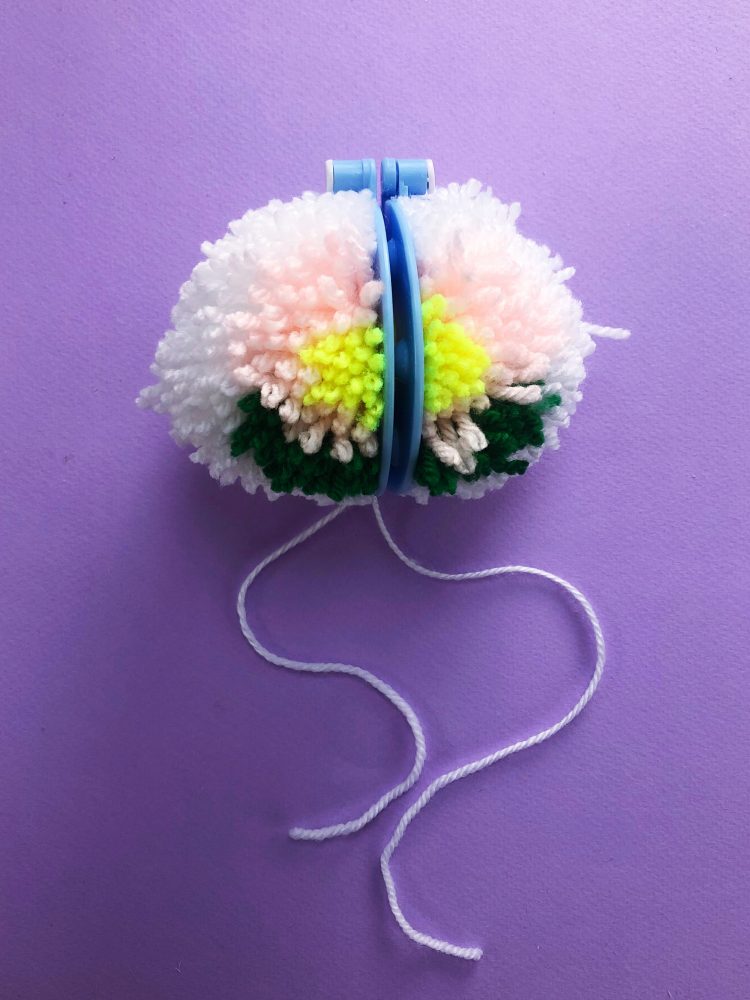 Spring Pom Pom Garland DIY