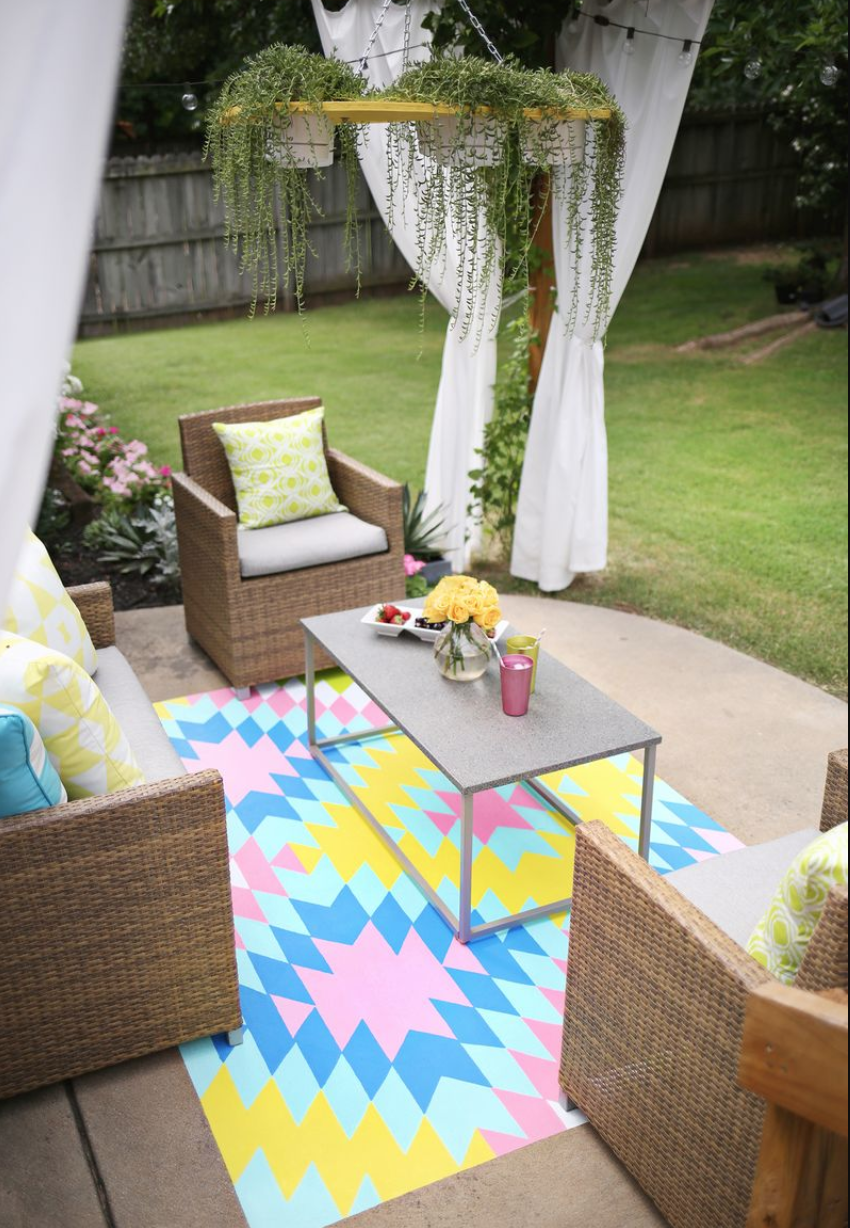 10 Super Cute DIY Ideas For Your Backyard