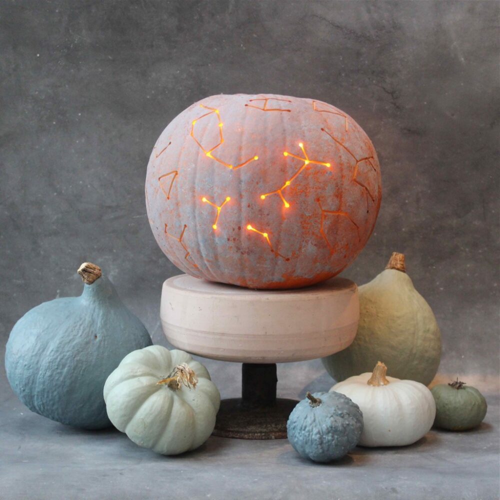 25 Crafty and Creative Pumpkin Carvings for Halloween