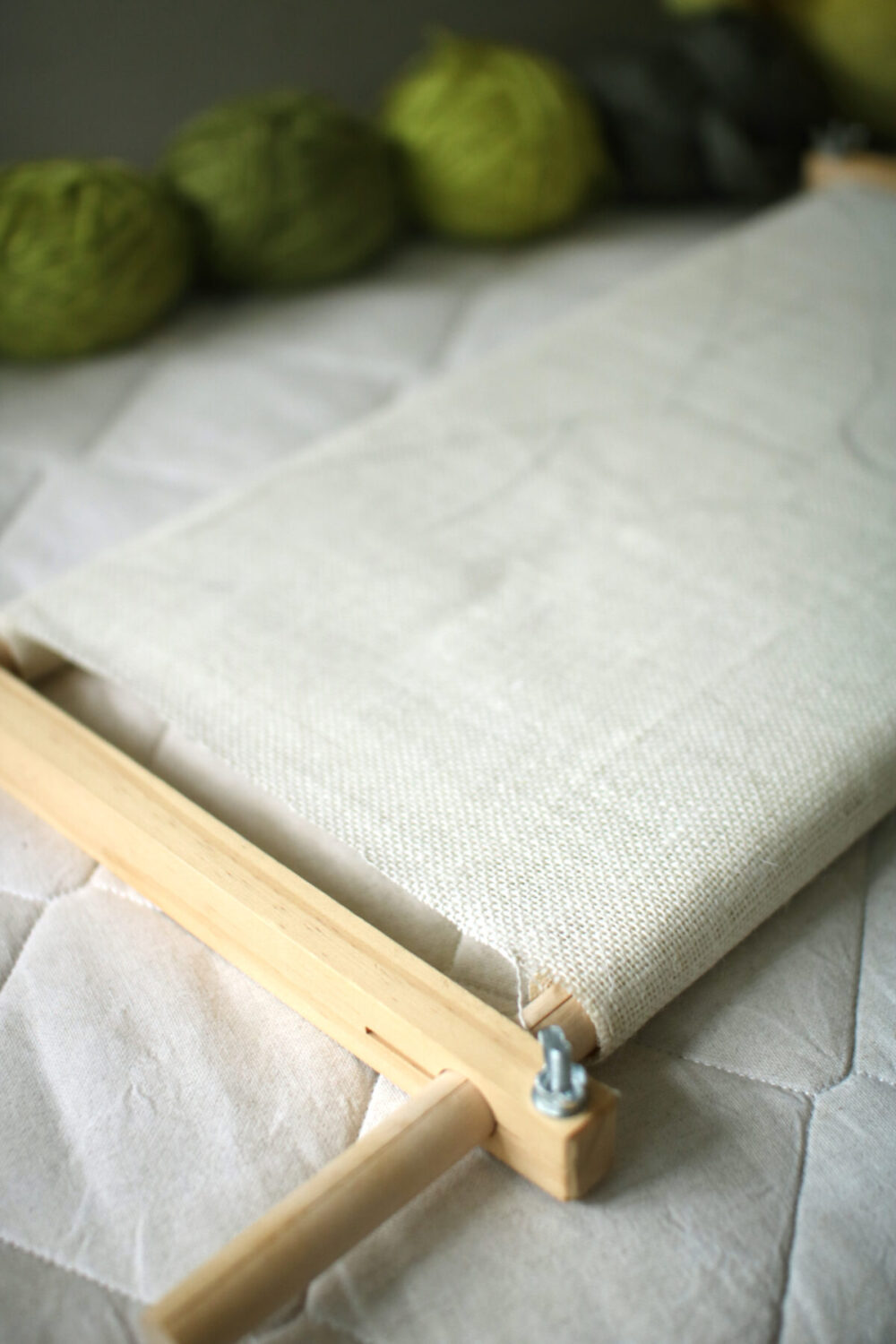 Beginner Punch Needle Tutorial: Leaf Pillow DIY