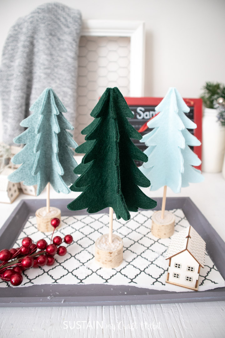 20 Cheap and Easy DIY Holiday Decor Ideas