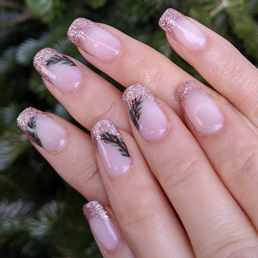 15 wunderschöne festliche Nail Art Ideen