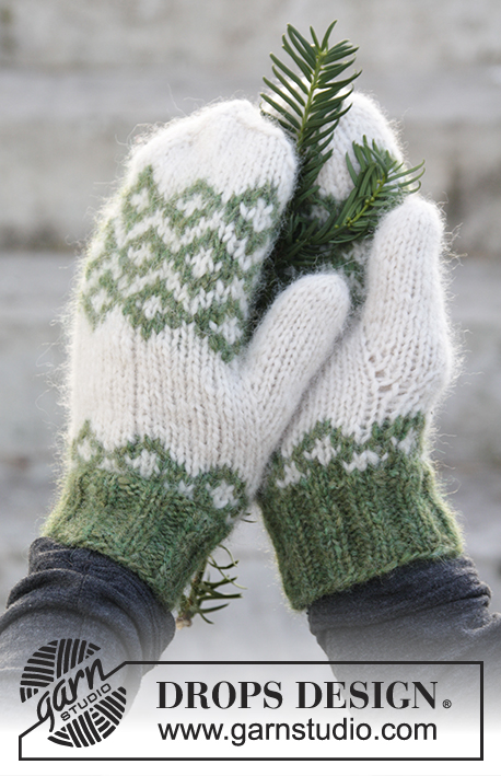 20 Cozy Holiday Inspired Knitting & Crochet Projects