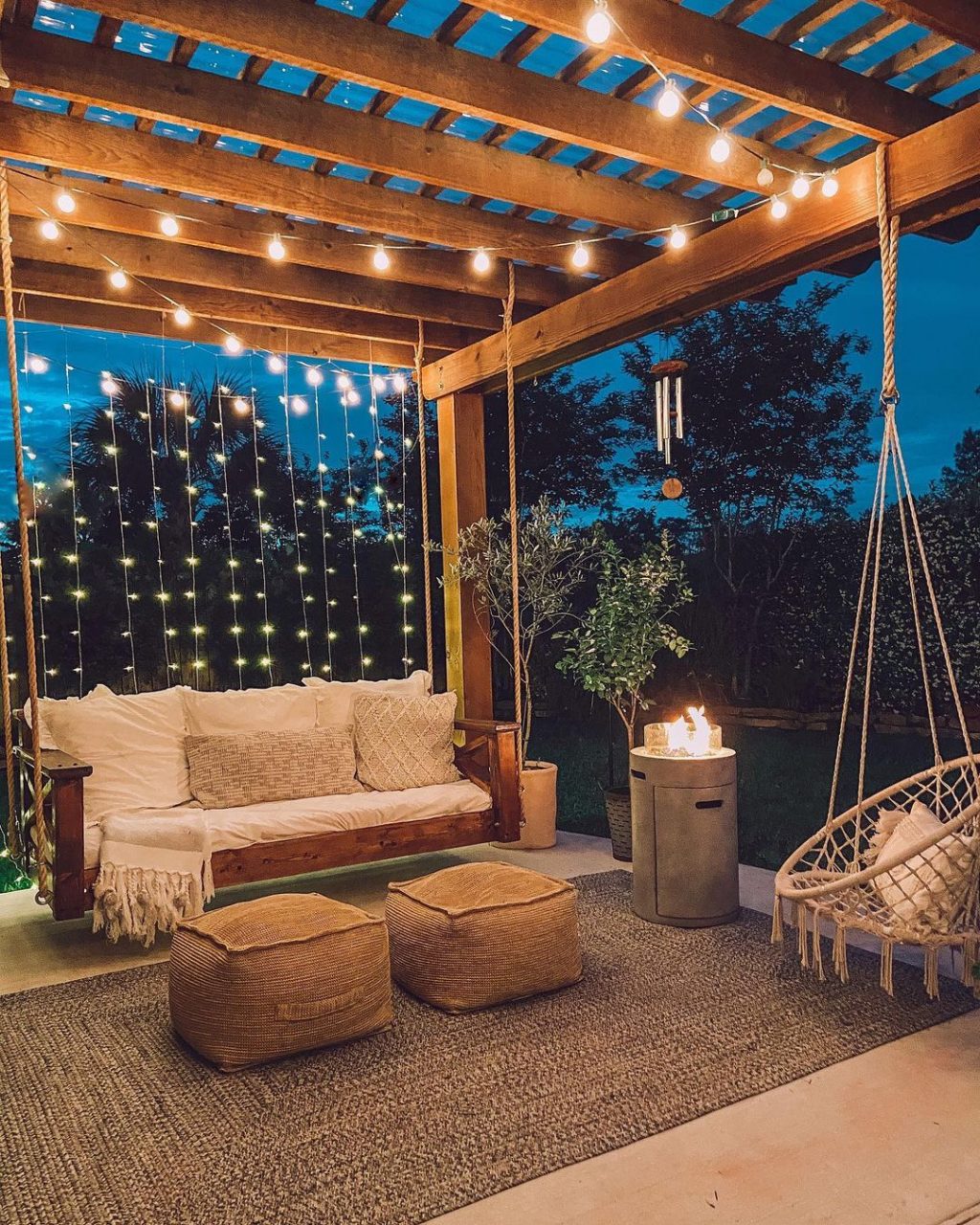 20 Super Dreamy Outdoor Spaces