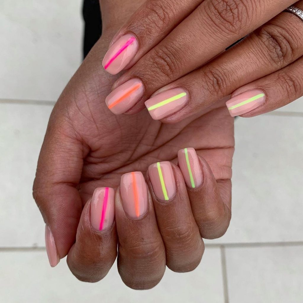 15 Bright Neon Nail Designs