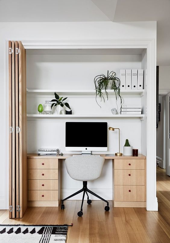 Tips and Tricks for Creating a Cloffice - AKA a Closet Office