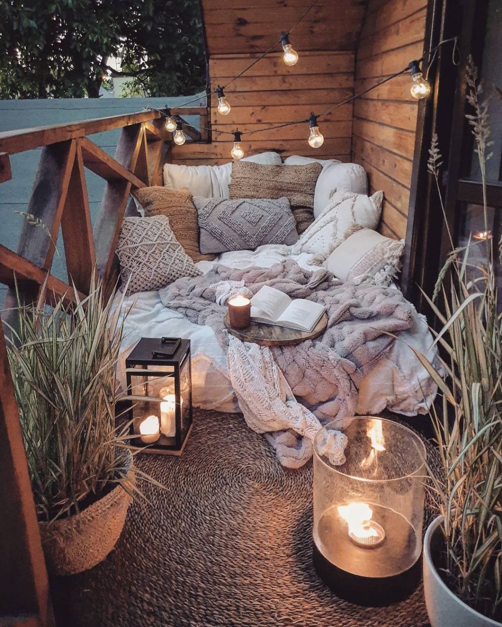 15 Decor Ideas for Small Outdoor Spaces