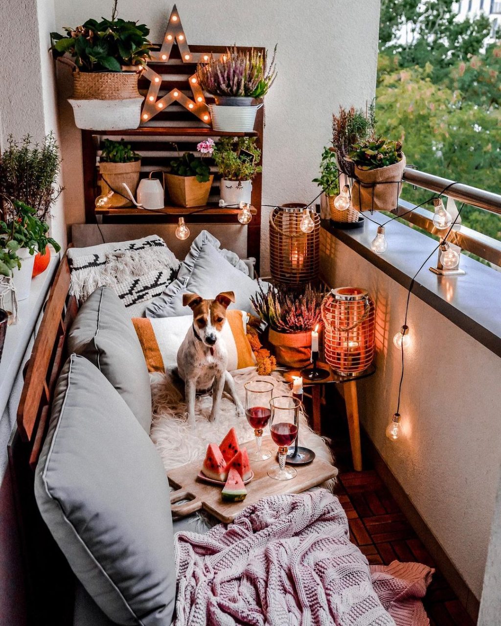 15 Decor Ideas for Small Outdoor Spaces