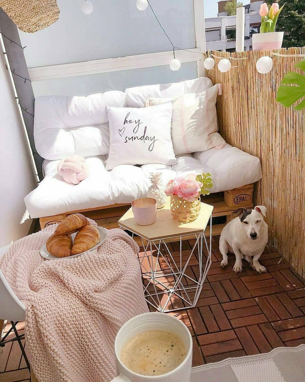 15 Decor Ideas for Small Outdoor Spaces