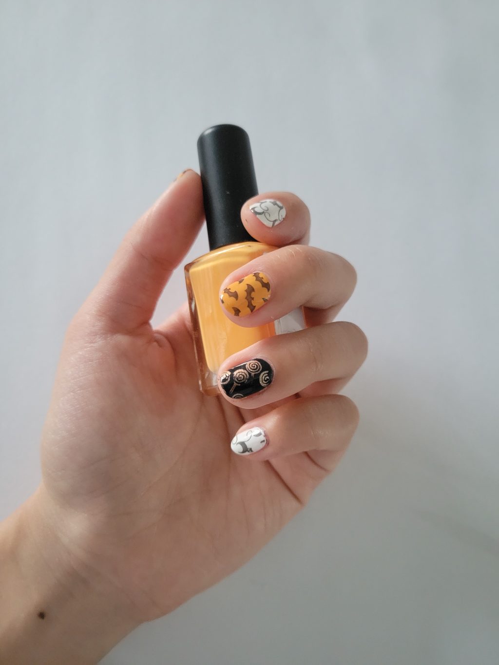 Easy Whimsical Halloween Nail Art Tutorial