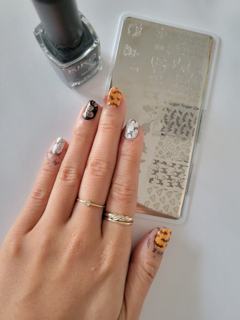 Easy Whimsical Halloween Nail Art Tutorial