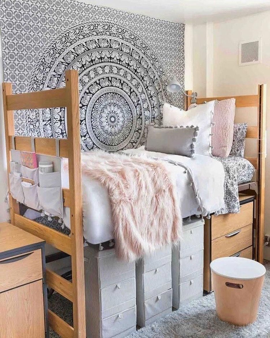 11 Dorm Room Decor Ideas and Organizing Hacks