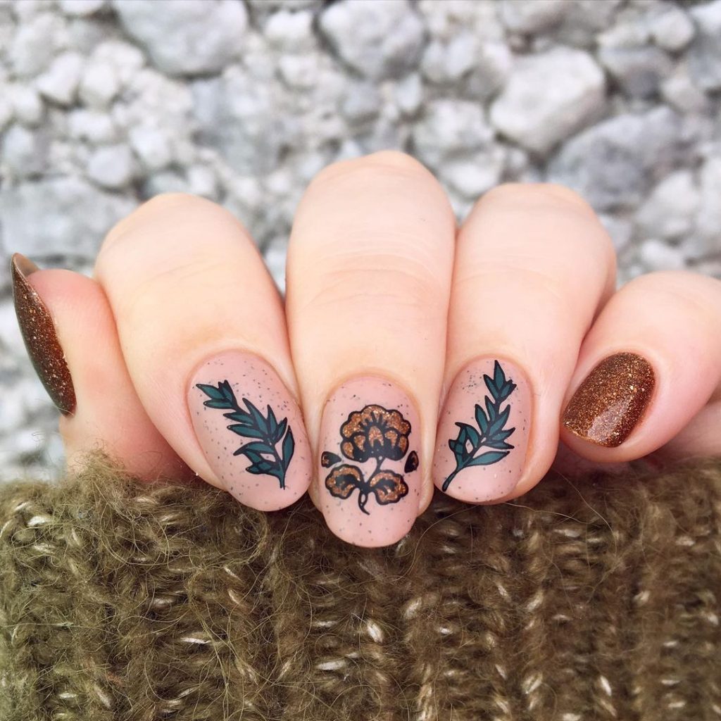 25 Best Fall Nail Art Ideas 2023 - Autumn Nail Designs