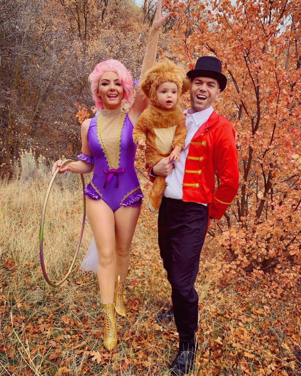 15 Creative Family Halloween Costume Ideas for 2021