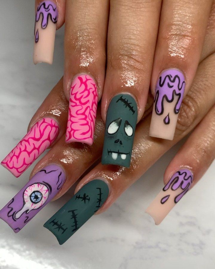 15 Halloween Themed Nail Design Ideas