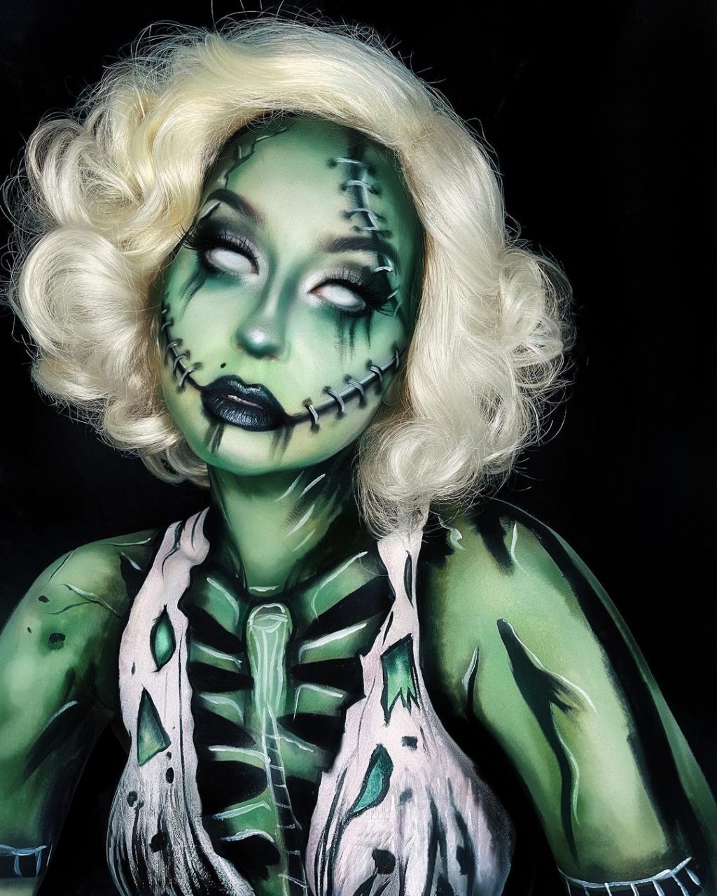 15 Incredible Halloween Makeup Looks