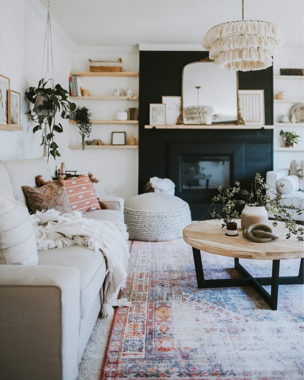 15 Cozy Boho Living Rooms You'll Love