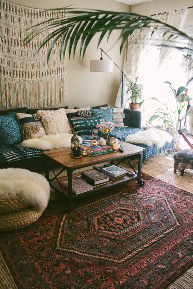 15 Cozy Boho Living Rooms You'll Love