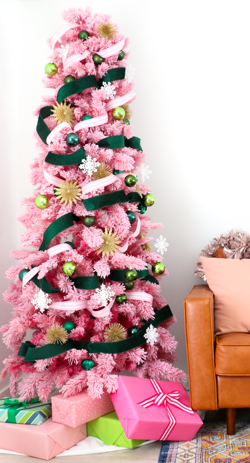 Modern Christmas Tree Decorating Ideas 2011