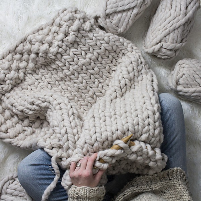 15 Cozy Knitting Blankets You Can Make this Season