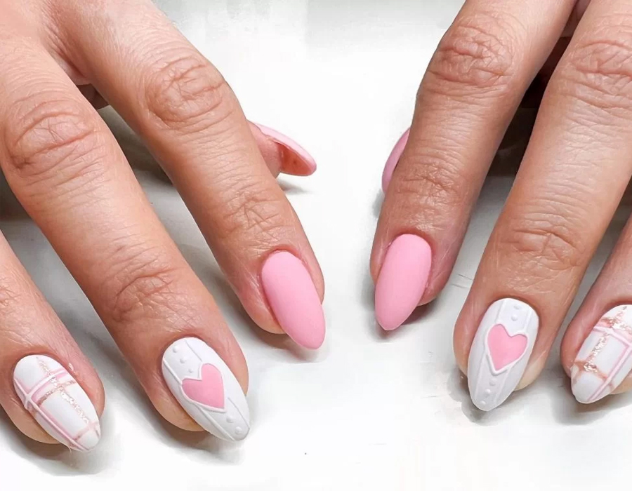 15 Gorgeous Valentine’s Day Nail Art ideas