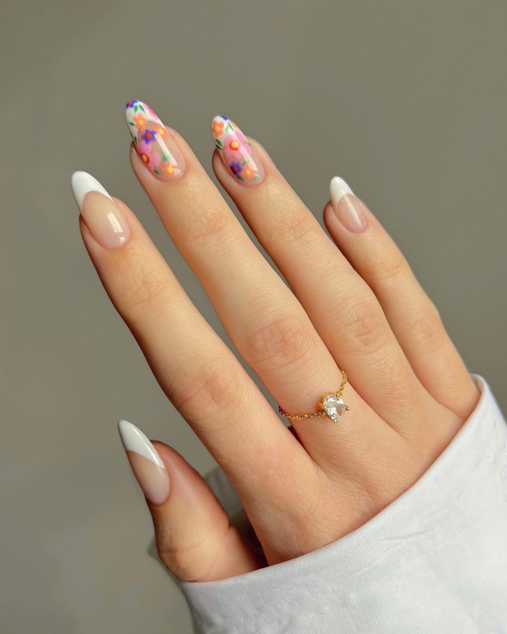 15 Cute and Simple Spring Nail Art Ideas