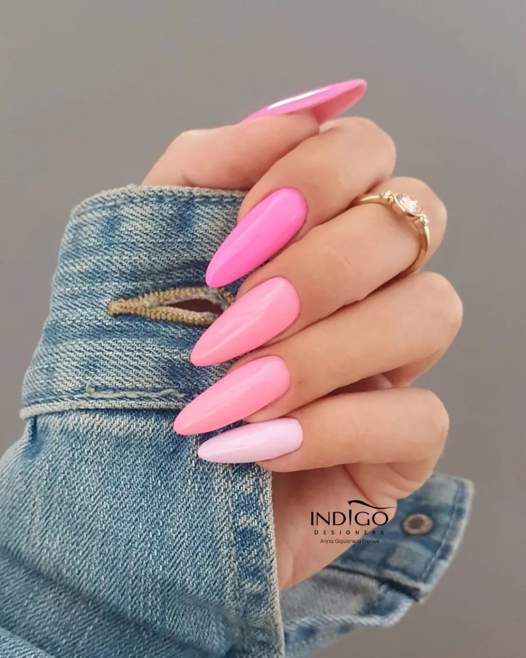 15 Cute and Simple Spring Nail Art Ideas