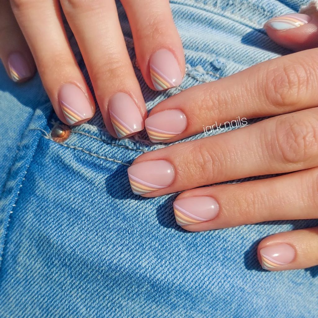 15 Cute and Simple Spring Nail Art Ideas