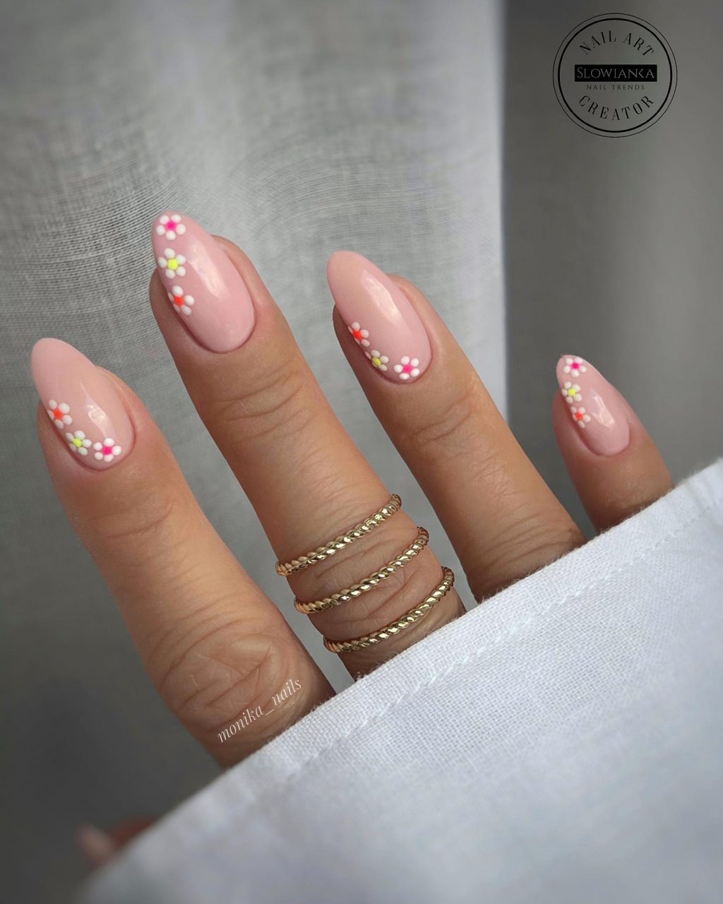 15 Cute and Simple Spring Nail Art Ideas - Wonder Forest