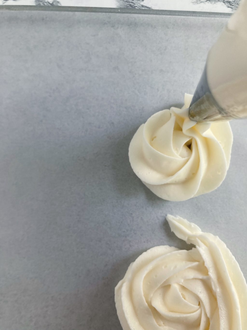 The Ultimate Beginner's Guide to Cake Decorating