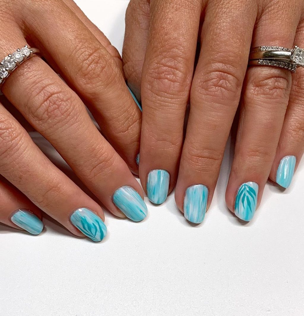 20 Pool Party Inspired Summer Nail Art Ideas