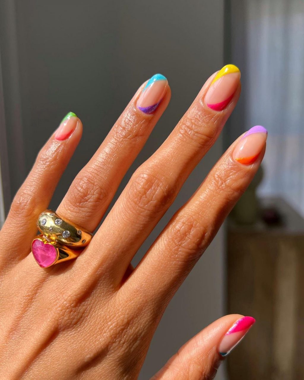 20 Pool Party Inspired Summer Nail Art Ideas