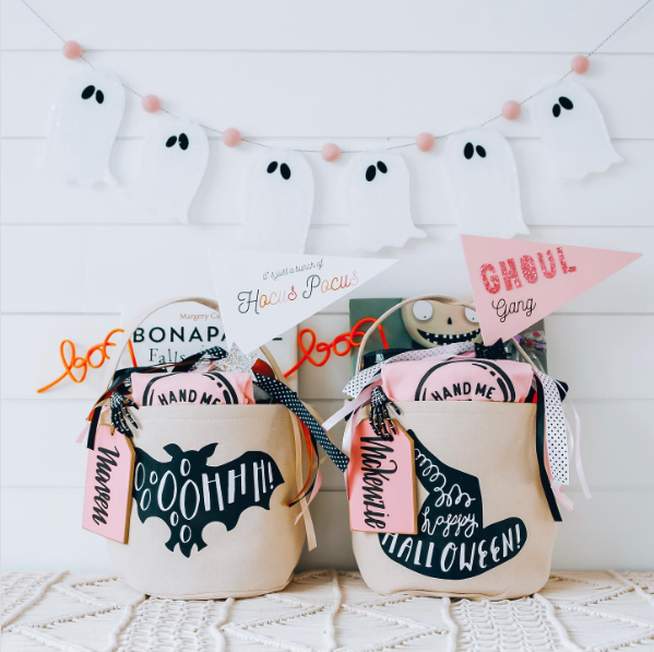 15 Spooky Gift Baskets for Halloween