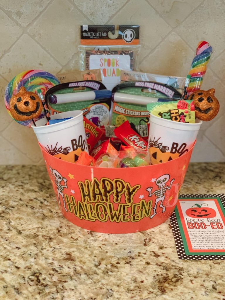 15 Spooky Gift Baskets for Halloween