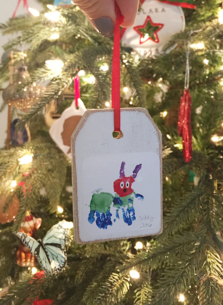 15 DIY Christmas Ornaments Your Family Will Treasure