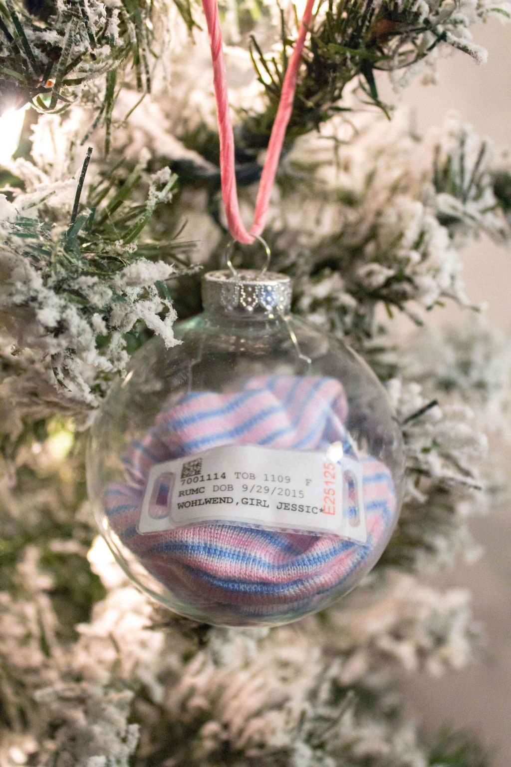 15 DIY Christmas Ornaments You'll Treasure For Years