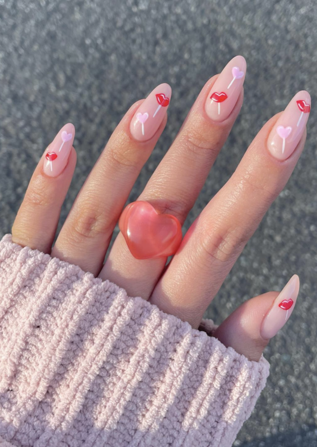 18 Sweet Valentine’s Day Nails You Gotta Try
