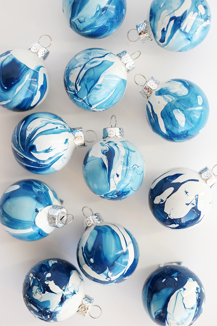 15 Easy to Make Christmas Ornament Ideas