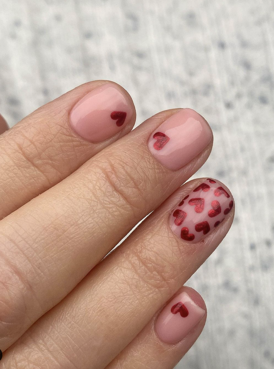 18 Sweet Valentine’s Day Nails You Gotta Try
